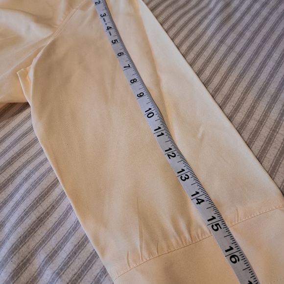 Dressbarn button down shirt. Light yellow and Corset style - Picture 13 of 13